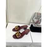 【Valentino】𝟐𝟎𝟐𝟏/𝐒𝐒 𝐧𝐞𝐰  Valentino 2022 / fw spring and summer new women's slippers