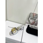 【Valentino】𝟐𝟎𝟐𝟏/𝐒𝐒 𝐧𝐞𝐰  Valentino 2022 / fw spring and summer new women's slippers