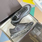 【Valentino】𝟐𝟎𝟐𝟏/𝐒𝐒 𝐧𝐞𝐰  Valentino new NETRUNNER series casual air cushion sports shoes