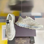 【Valentino】𝟐𝟎𝟐𝟏/𝐒𝐒 𝐧𝐞𝐰  Valentino new NETRUNNER series casual air cushion sports shoes