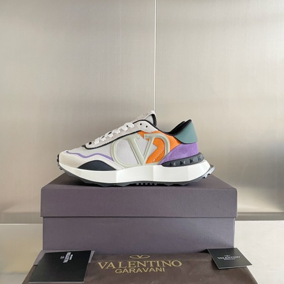 【Valentino】𝟐𝟎𝟐𝟏/𝐒𝐒 𝐧𝐞𝐰  Valentino new NETRUNNER series casual air cushion sports shoes