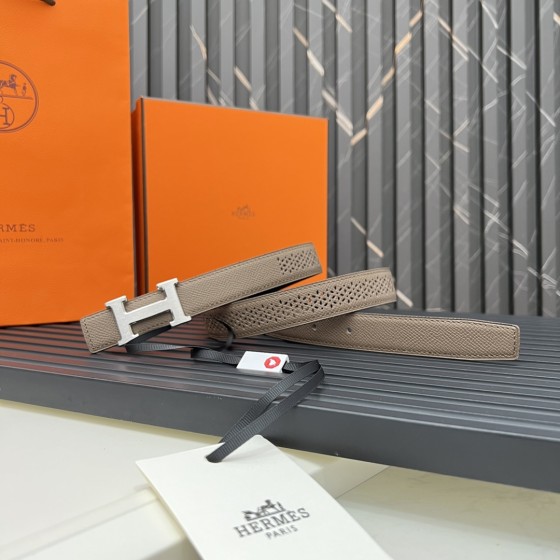 Hermes Reversible Belt in Swift and Epsom Calfskin