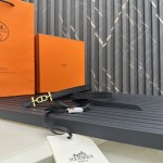 Reversible belt in Hermes Swift and perforated Epsom calfskin