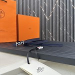 Reversible belt in Hermes Swift and perforated Epsom calfskin