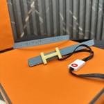 Reversible belt in Hermes Swift and perforated Epsom calfskin