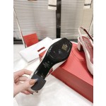 【Valentino】𝟐𝟎𝟐𝟏/𝐒𝐒 𝐧𝐞𝐰  Valentino fabric patent leather lining sheepskin sole cowhide