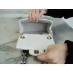 𝗖𝗛𝗔𝗡𝗘𝗟✦𝗖𝗹𝗮 𝘀𝘀𝗶𝗰 𝗙𝗹𝗮𝗽 Italy🇮 🇹 "Box" Original Lambskin 23𝑪 Early Spring Resort Collection Best Dice Square Fat White 🤍