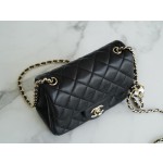 𝗖𝗛𝗔𝗡𝗘𝗟✦𝗖𝗹𝗮𝘀𝘀𝗶𝗰 𝗙𝗹𝗮𝗽 Italy 🇮🇹 "box" original lambskin 🔅 23C new model soccer ⚽ racing square fat