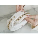 𝗖𝗛𝗔𝗡𝗘𝗟✦ 🔅23C Hula Hoop Clutch Bag White