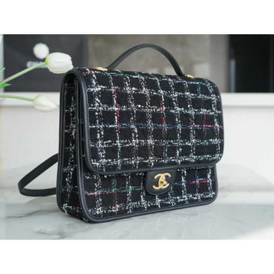 𝗖𝗛𝗔𝗡𝗘𝗟✦ Woven in tweed 𝟮𝟮k Premium Handmade Workshop Black Tweed Shoulder Bag 🖤🤍
