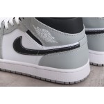 Air Jordan 1 Mid Smoke Grey