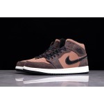 Air Jordan 1 Mid earthy brown