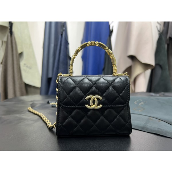 𝗖𝗛𝗔𝗡𝗘𝗟✦ Italy 🇮🇹 [Box] Original Open Department Lambskin 22B Enamel Buckle Kelly Small Black Gold