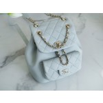 𝗖𝗛𝗔𝗘𝗡𝗟✦Italy 🇮🇹 original lambskin🐑 𝟮𝟮𝗔New 𝐃𝐮𝐦𝐚 shoulder bag sheepskin light blue➿