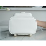 𝗖𝗛𝗔𝗘𝗡𝗟✦Italy 🇮🇹Original Lambskin🐑 𝟮𝟮𝗔New 𝐃𝐮𝐦𝐚Backpack Sheepskin White➿