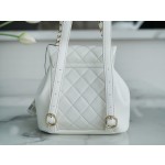 𝗖𝗛𝗔𝗘𝗡𝗟✦Italy 🇮🇹Original Lambskin🐑 𝟮𝟮𝗔New 𝐃𝐮𝐦𝐚Backpack Sheepskin White➿