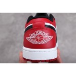 Air Jordan 1 Low rood en zwarte teen