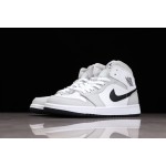 Air Jordan 1 Mid New Smoke Grey