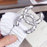 𝗖𝗛𝗔𝗡𝗘𝗟 Classic pearl lambskin elasticated waistband