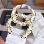 𝗖𝗛𝗔𝗡𝗘𝗟 Classic pearl lambskin elasticated waistband