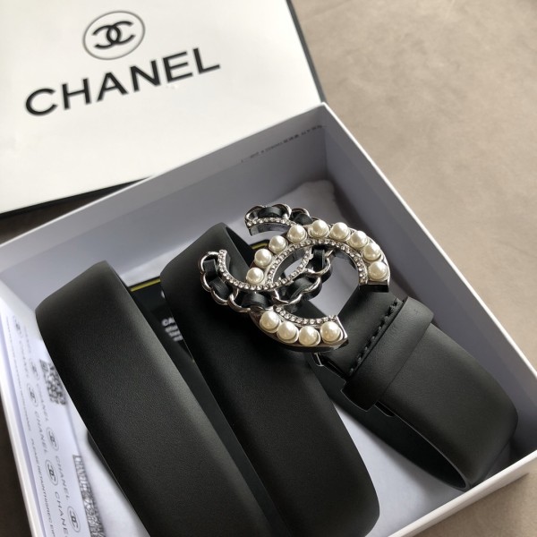 𝗖𝗛𝗔𝗡𝗘𝗟 Women's Belts