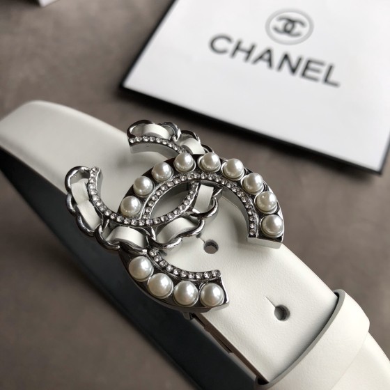 𝗖𝗛𝗔𝗡𝗘𝗟 Women's Belts