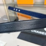 𝗖𝗛𝗔𝗡𝗘𝗟 Classic denim blue belt