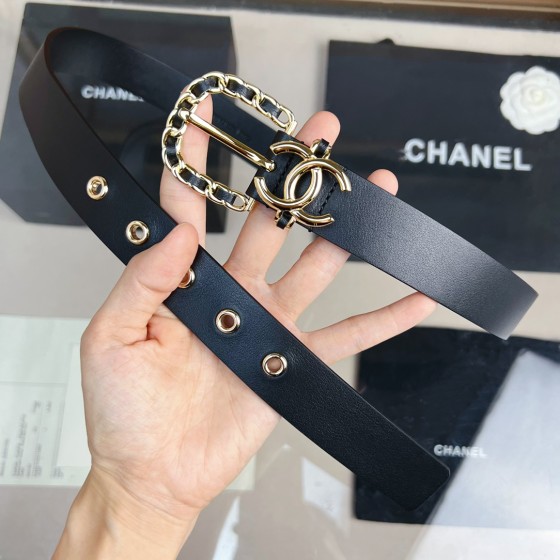 𝗖𝗛𝗔𝗡𝗘𝗟 Classic denim blue belt