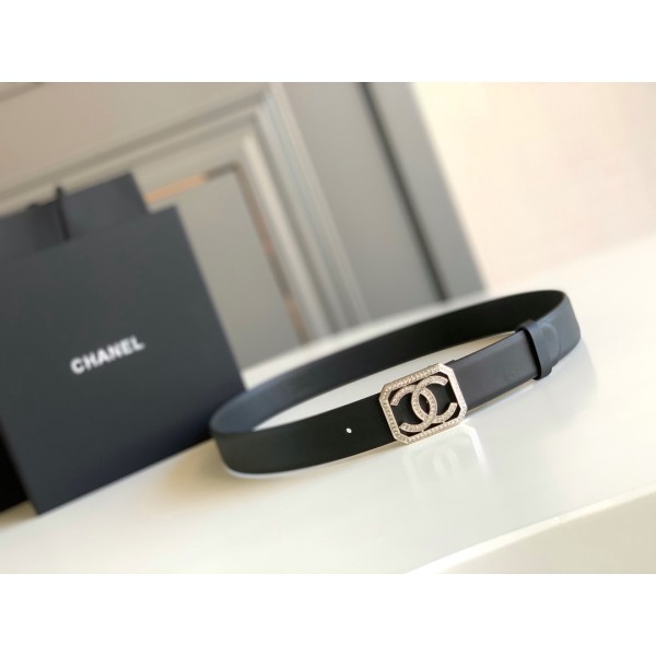 𝗖𝗛𝗔𝗡𝗘𝗟  Belt