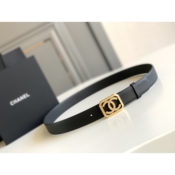 𝗖𝗛𝗔𝗡𝗘𝗟  Belt