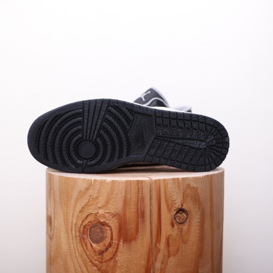 Air Jordan 1 Low Low Top White Black Grey Shadow