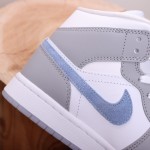 Air Jordan 1 Mid Wolf Grey
