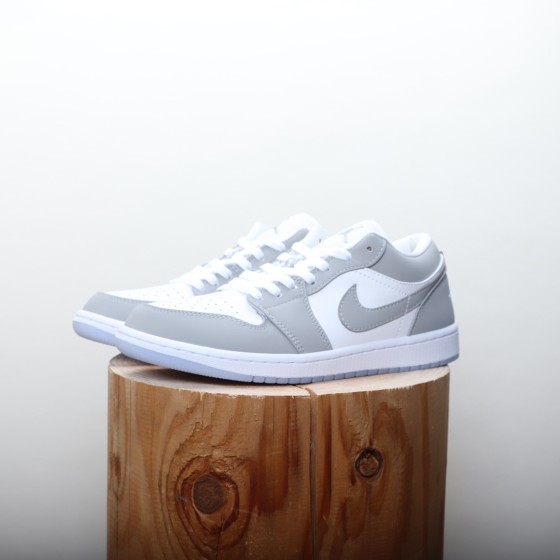 Air Jordan 1 Low Top Smoke Grey White