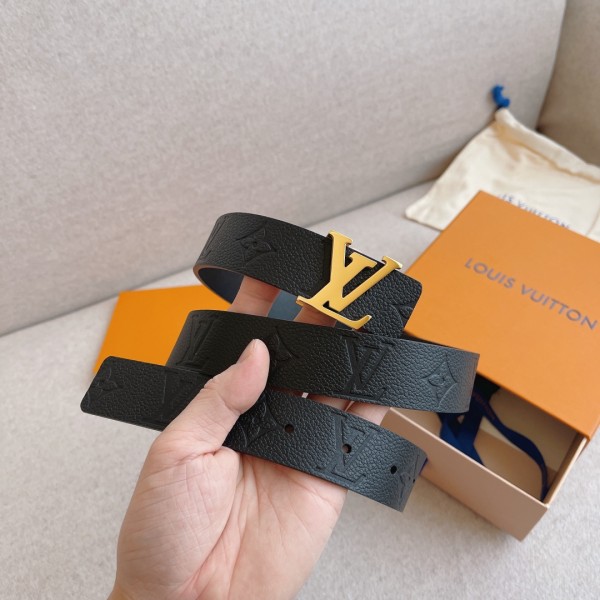 LOUIS VUITTO Parnassea Leather Goods Collection