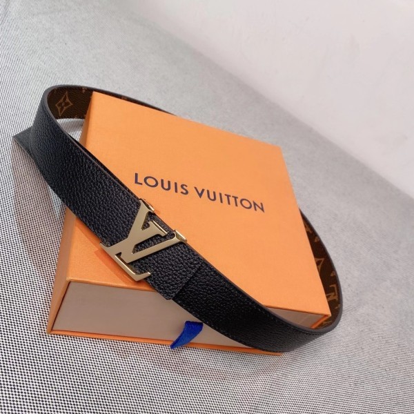 LOUIS VUITTO Initiales 30mm reversible belt