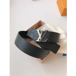 LOUIS VUITTO initials belt