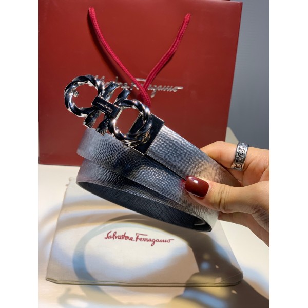 FERRAGAMO twist style