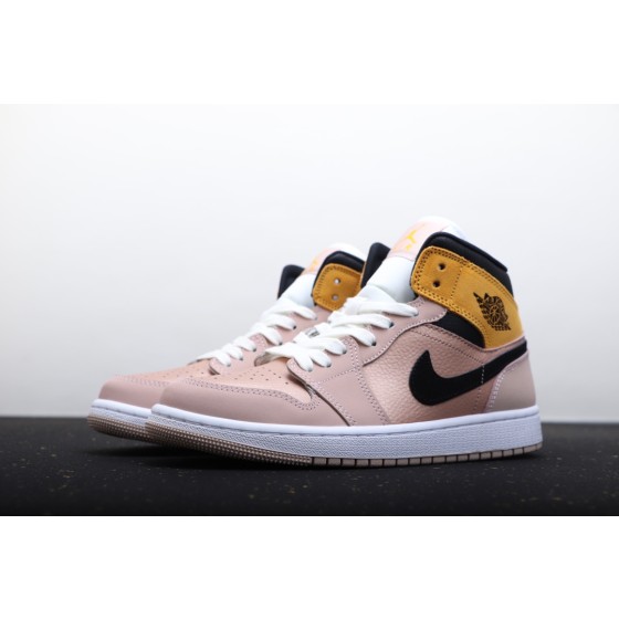 Air Jordan 1 Mid 岩茶色