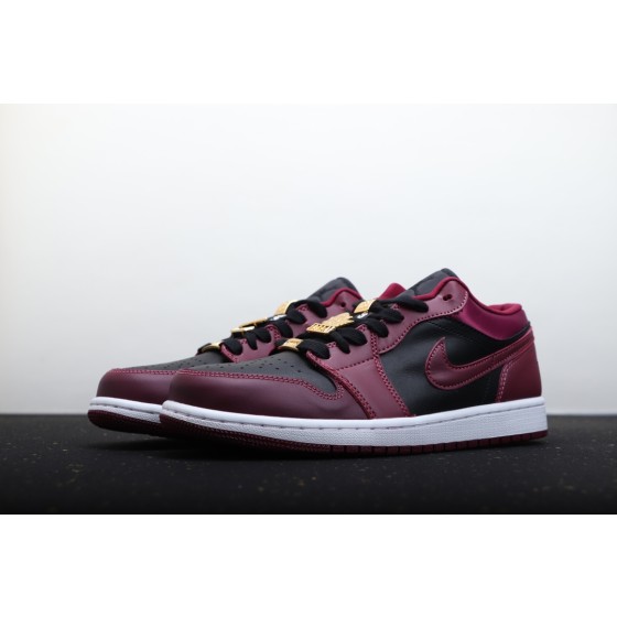 Air Jordan 1 Low 黑红