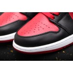 Air Jordan 1 Low 禁穿