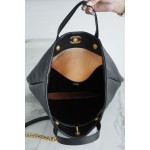 𝗖𝗛𝗔𝗘𝗡𝗟✦ 𝟐𝟐𝐬𝐬 latest 𝗠𝗮𝘅𝗶 shopping bag 🛍️ genuine leather black
