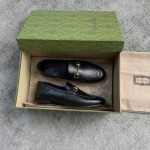 Gucci Super classic leather shoe style, wearable and versatile, but never out of fashion.