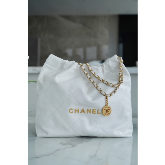 𝗖𝗛𝗔𝗘𝗡𝗟✦ 𝟐𝟐𝗣Spring/Summer New 𝟐𝟐Handbag Genuine Tail Leather Medium Platinum