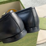 Gucci Super classic leather shoe style Calfskin mixed with sheepskin Horsebit buckle single shoe Black