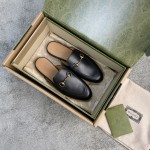 Gucci Super classic style Black calfskin horsebit slippers