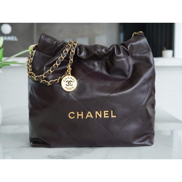 𝗖𝗛𝗔𝗘𝗡𝗟✦ 𝟐𝟐𝗣Spring/Summer New 𝟐𝟐Handbag Genuine Tail Leather Chocolate🍫Medium