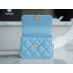 𝗖𝗛𝗔𝗘𝗡𝗟✦ 𝟮𝟮𝐒 Enamel Handle Chain Bag Blue