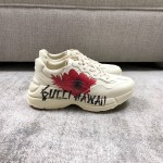 Gucci   老爹鞋 这一系列加入了很多动植物元素 原版材质