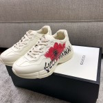 Gucci   老爹鞋 这一系列加入了很多动植物元素 原版材质