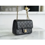 𝗖𝗛𝗔𝗘𝗡𝗟✦ 23C metal ball square fat man genuine leather black 🖤